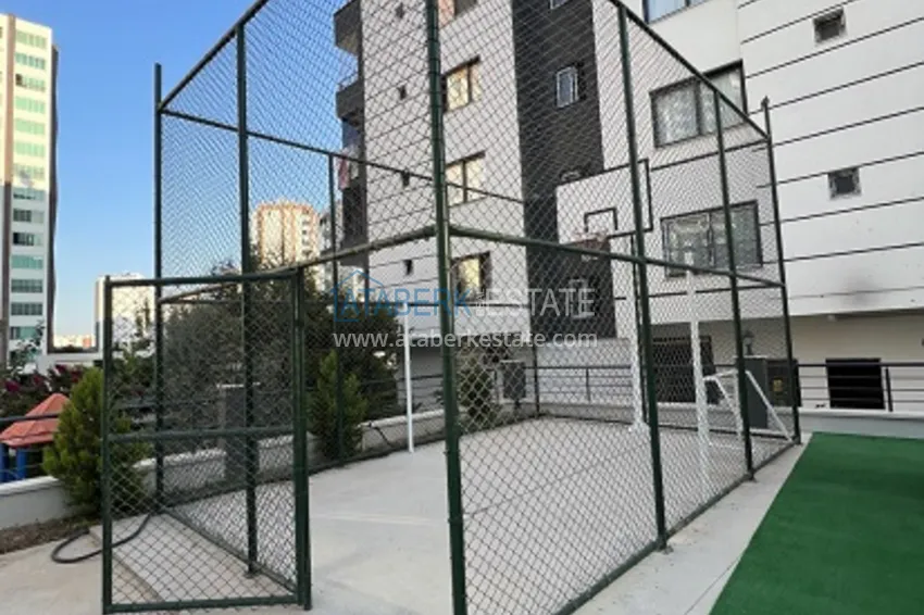 Квартира 3+1 в жилом комплексе с инфраструктурой в районе Мезитли – Мерсин 2 