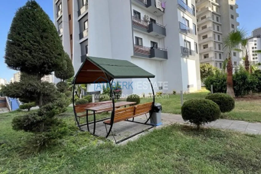 Квартира 4+1 с чистовой отделкой и застекленным балконом в районе Мезитли – Мерсин 1 