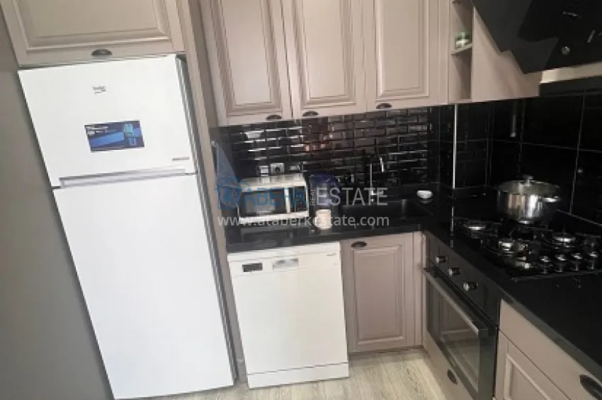 Приобрести Квартира 2+1 меблированная с техникой и видом на море в историческом районе Соли – Мерсин 3 