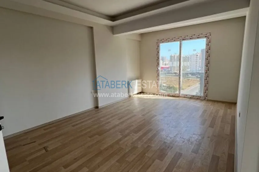 Квартира 3+1 с чистовой отделкой в районе Мезитли - Мерсин 1 