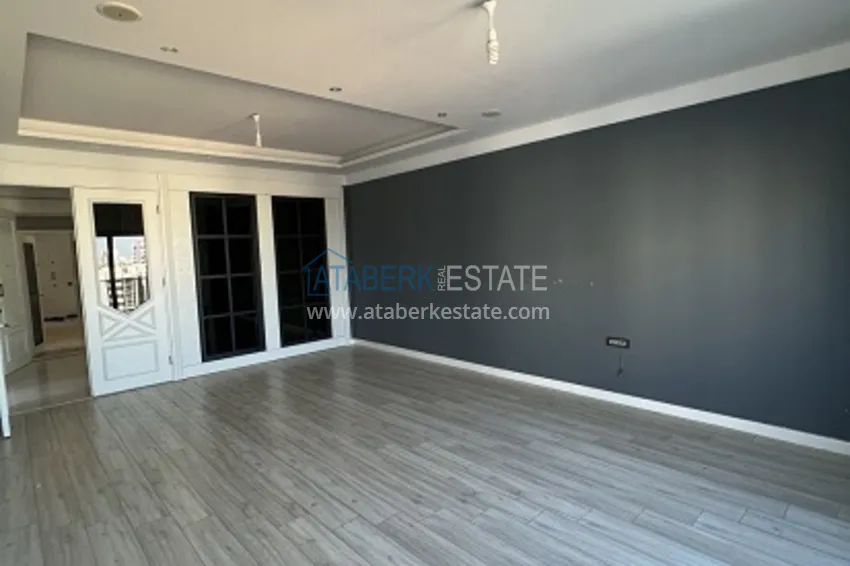 Приобрести Квартира 4+1 с чистовой отделкой и застекленным балконом в районе Мезитли – Мерсин 3 