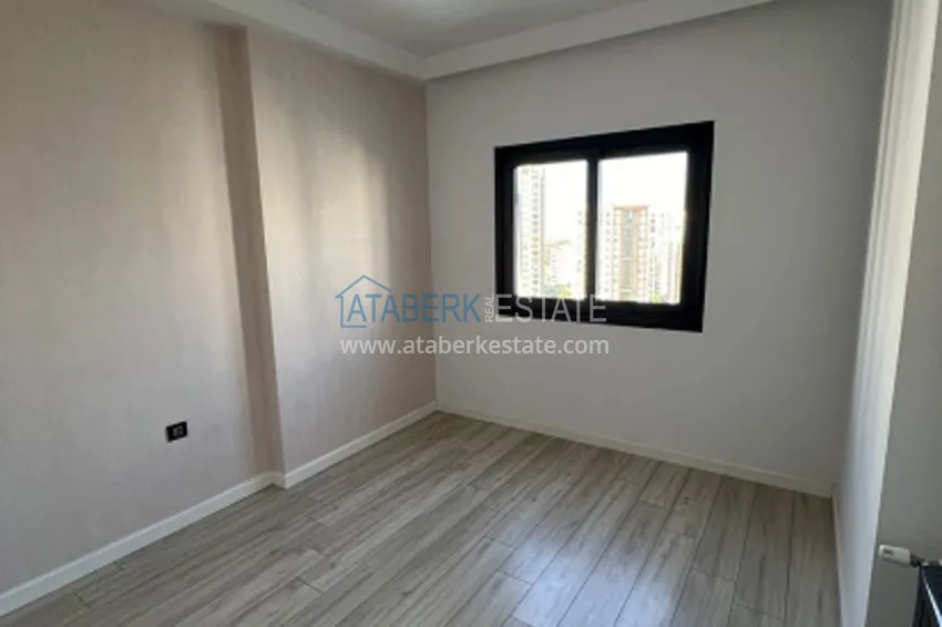 Приобрести Квартира 4+1 с чистовой отделкой и застекленным балконом в районе Мезитли – Мерсин 10 