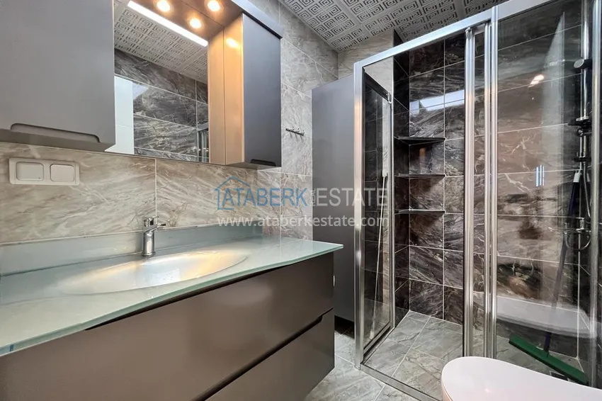 Приобрести Квартира 2+1 с мебелью и застеклённым балконом в центре Алании – район пляжа Клеопатра 12