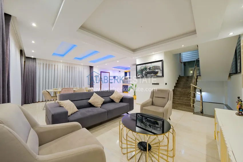 Приобрести Вилла 5+2 в Алании район Бекташ меблированная с завораживающим панорамным видом 1