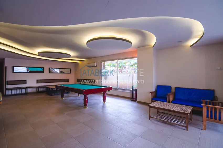 Квартира 2+1 меблированная с отдельной кухней, застеклённым балконом и видом на море, район Кестель – Алания 22 