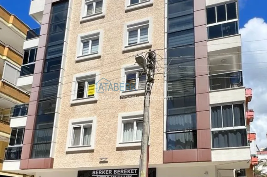 Двухкомнатная квартира с мебелью в центре Алании - район пляжа Кейкубат 2 