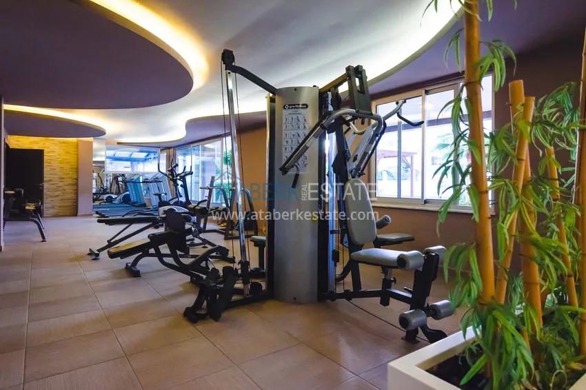 Квартира 2+1 меблированная с отдельной кухней, застеклённым балконом и видом на море, район Кестель – Алания 24 