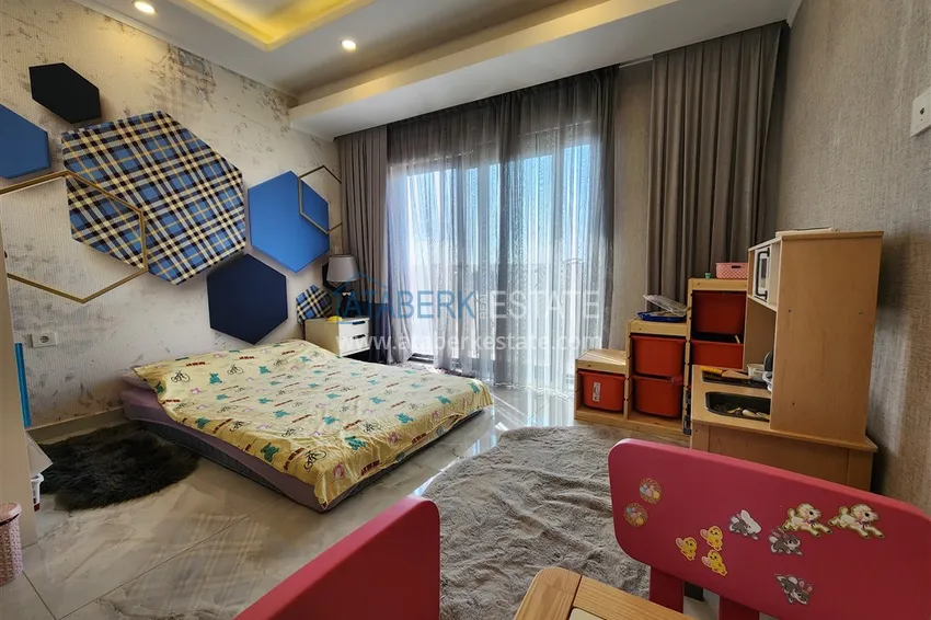 Приобрести Пентхаус-дуплекс 2+1 меблированный с видом на горы и частично море, район Авсаллар – Алания 16 