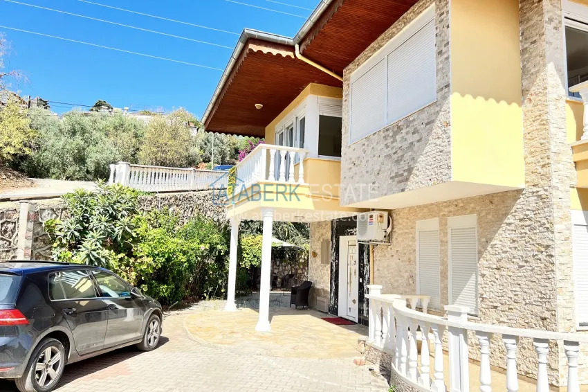 Вилла в Алании район Тепе, меблированная с право на получение гражданства 2 