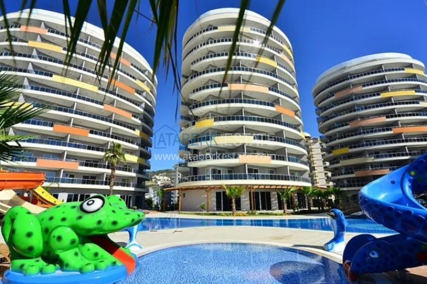 Квартира 1+1 с мебелью и видом на море в районе Джикджилли, Алания 3