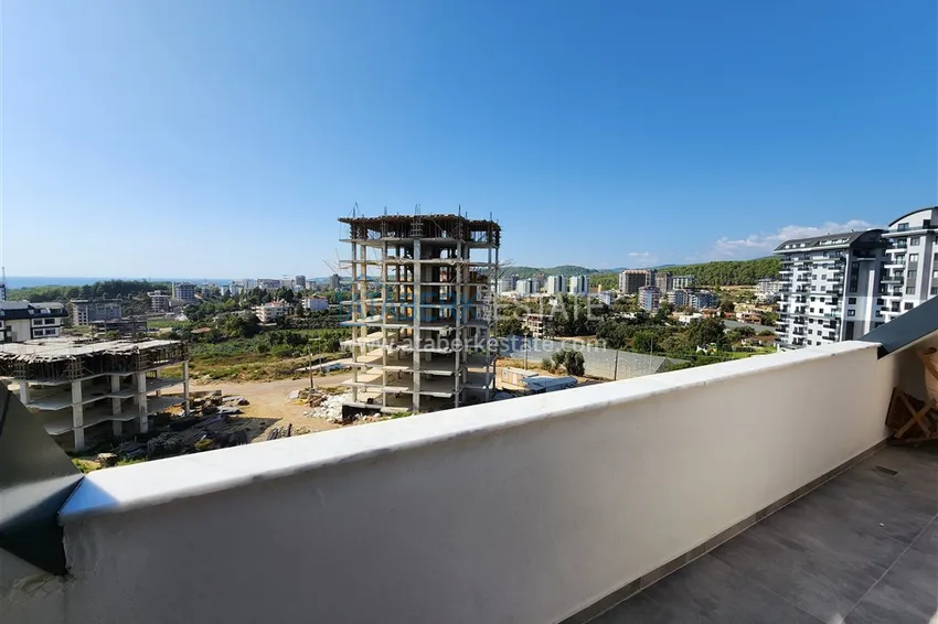 Приобрести Пентхаус-дуплекс 2+1 меблированный с видом на горы и частично море, район Авсаллар – Алания 24 