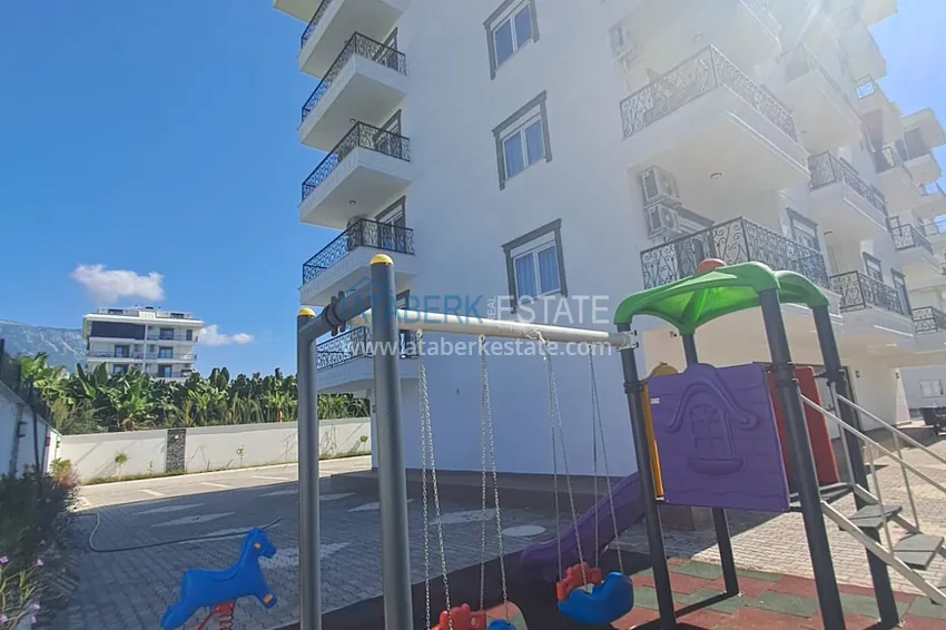 Квартира 1+1 с новой мебелью и видом на море в Алании, район Каргыджак – 350 метров от побережья 3