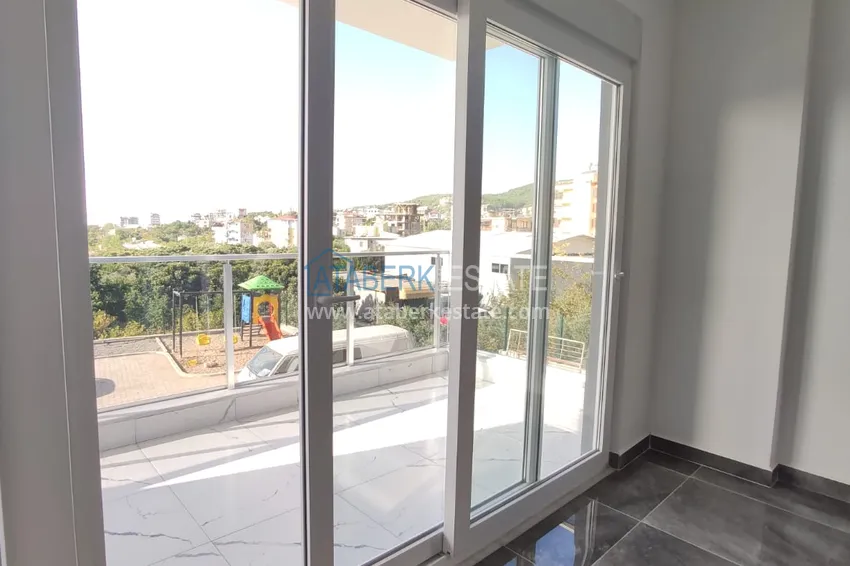 Приобрести Квартира 2+1 с видом на море от собственника в новом комплексе в районе Оба 5 