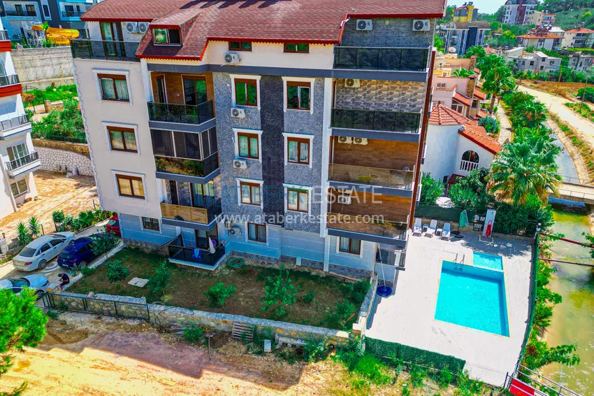 Пентхаус-дуплекс 4+1 с мебелью и боковым видом на море в районе Авсаллар 4 