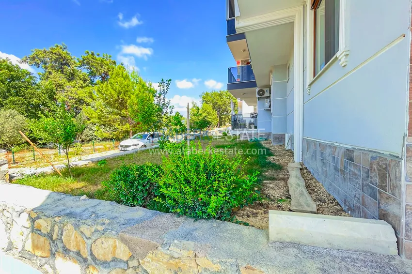 Пентхаус-дуплекс 4+1 с мебелью и боковым видом на море в районе Авсаллар 9 