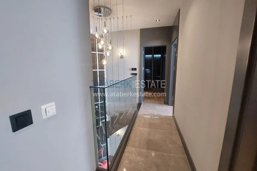 Приобрести Аренда двухуровневой виллы сегмента премиум с частным бассейном в районе Махмутлар 11