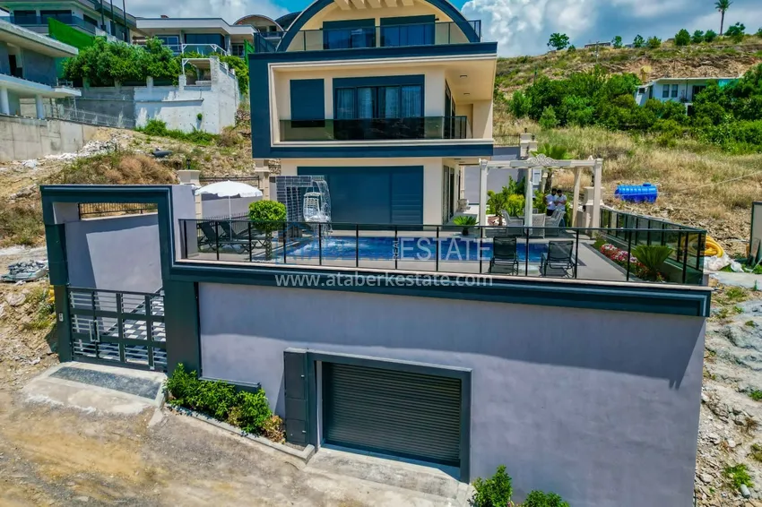 Недвижимость под гражданство! Отдельно стоящая вилла сегмента люкс с потрясающим видом в районе Каргыджак 11