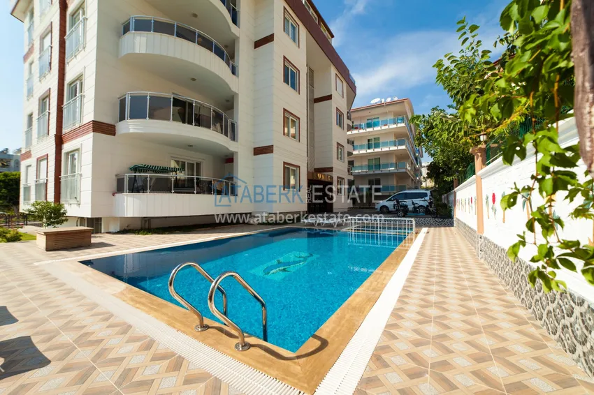 Меблированная двухкомнатная квартира в Авсалларе, вблизи пляжа Инджекум 1