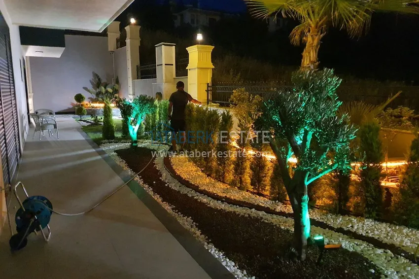 Недвижимость под гражданство! Отдельно стоящая вилла сегмента люкс с потрясающим видом в районе Каргыджак 27