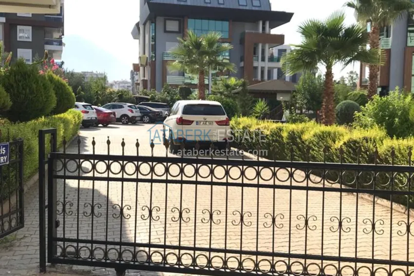 Линейная квартира с отдельной кухней и 3 спальнями в районе Оба. Недвижимость под гражданство 3