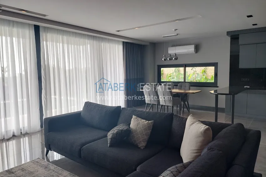 Приобрести Аренда двухуровневой виллы сегмента премиум с частным бассейном в районе Махмутлар 5