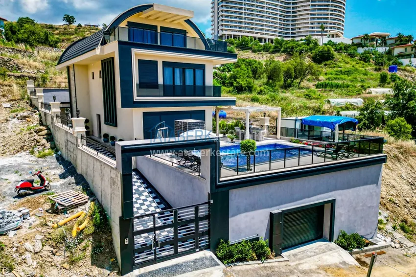 Недвижимость под гражданство! Отдельно стоящая вилла сегмента люкс с потрясающим видом в районе Каргыджак 9