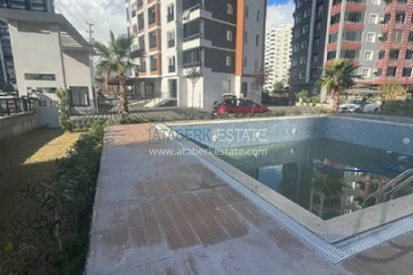 Трехкомнатная квартира с видом на море в районе Тедже – Мерсин 2 