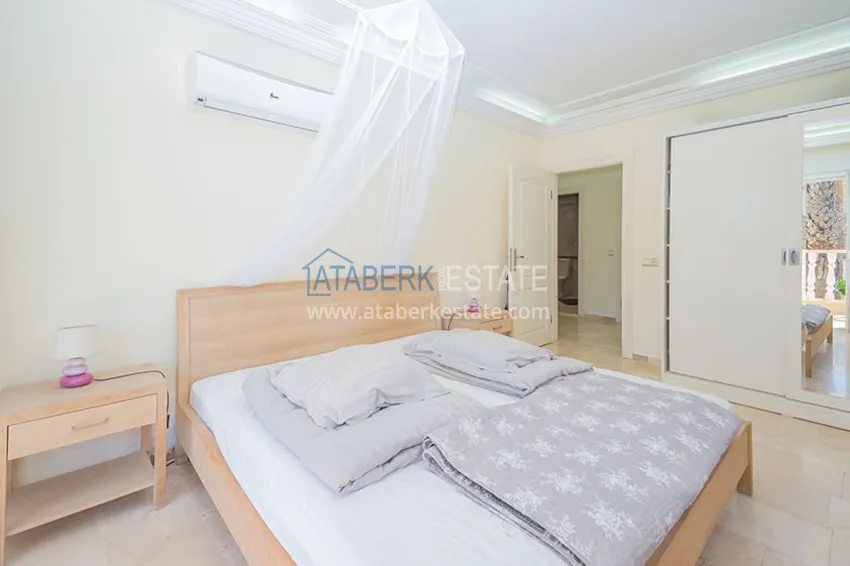 Приобрести Линейная меблированная квартира с выходом в сад – район Кестель, 250 метров от моря 6 