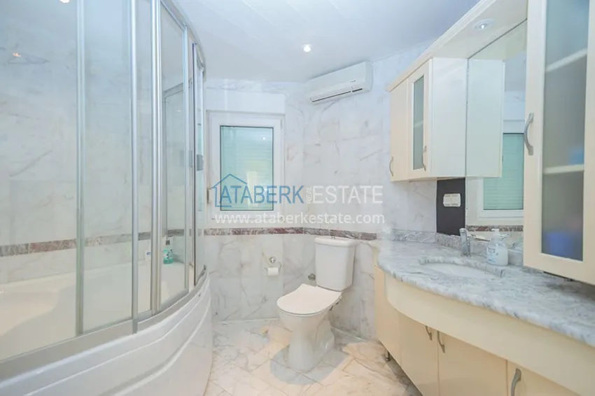 Приобрести Линейная меблированная квартира с выходом в сад – район Кестель, 250 метров от моря 8 