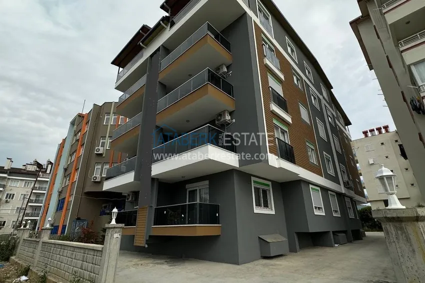 Трехкомнатная квартира с мебелью от собственника в Газипаше 1 