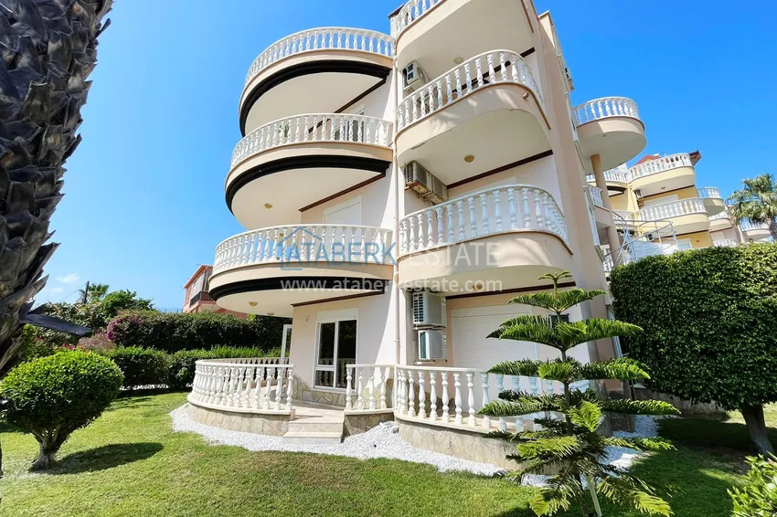 Линейная меблированная квартира с выходом в сад – район Кестель, 250 метров от моря 1 