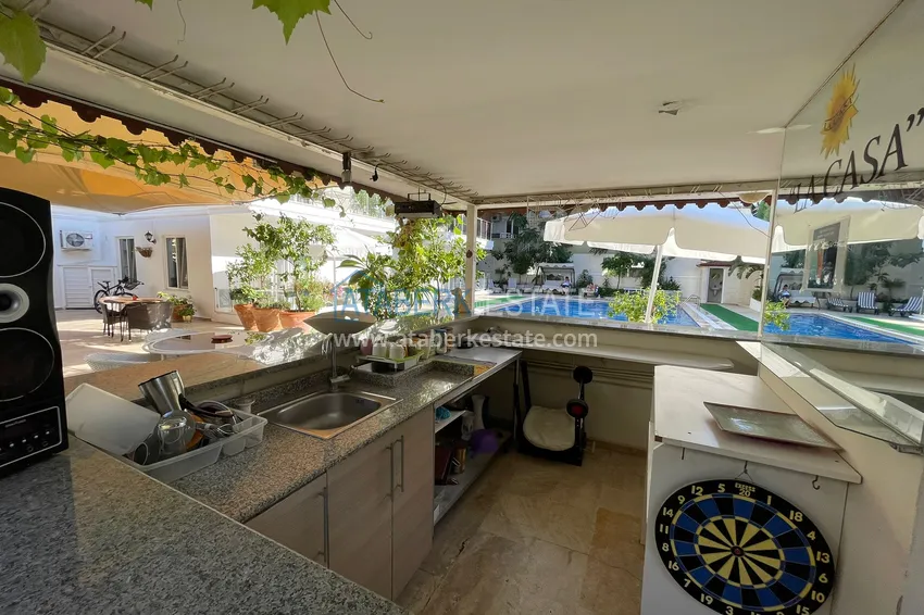 Двухкомнатная квартира с мебелью в Алании - район Оба 5 