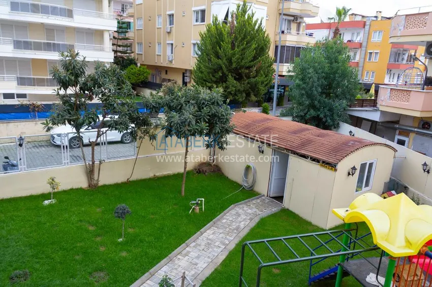 Двухкомнатная квартира с мебелью в Алании - район Оба 9 