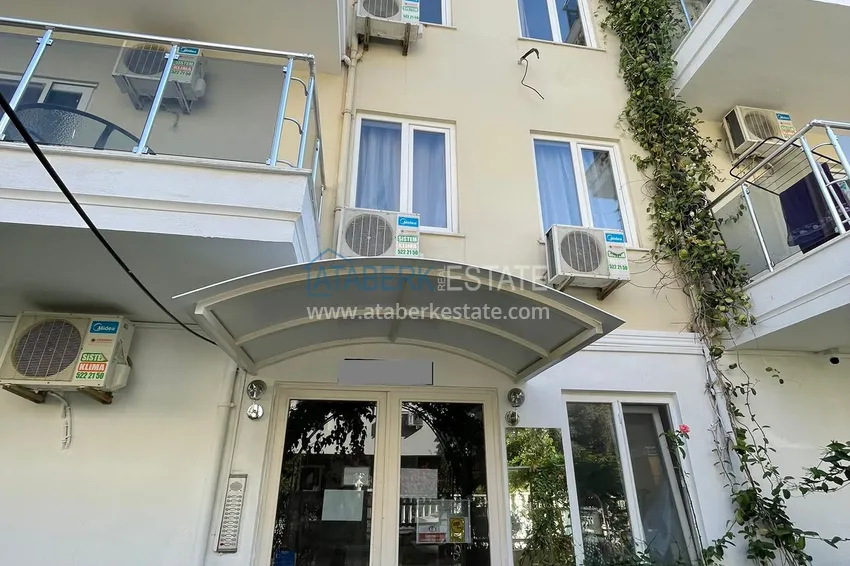 Двухкомнатная квартира с мебелью в Алании - район Оба 10 