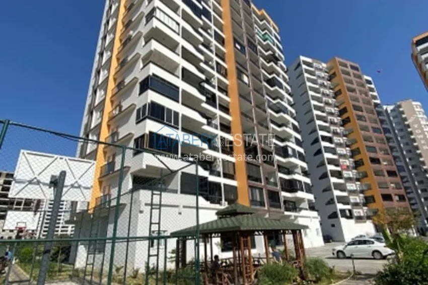 Квартира 2+1 с мебелью в молодом жилом комплексе в районе Арпачбахшиш – Мерсин 5 