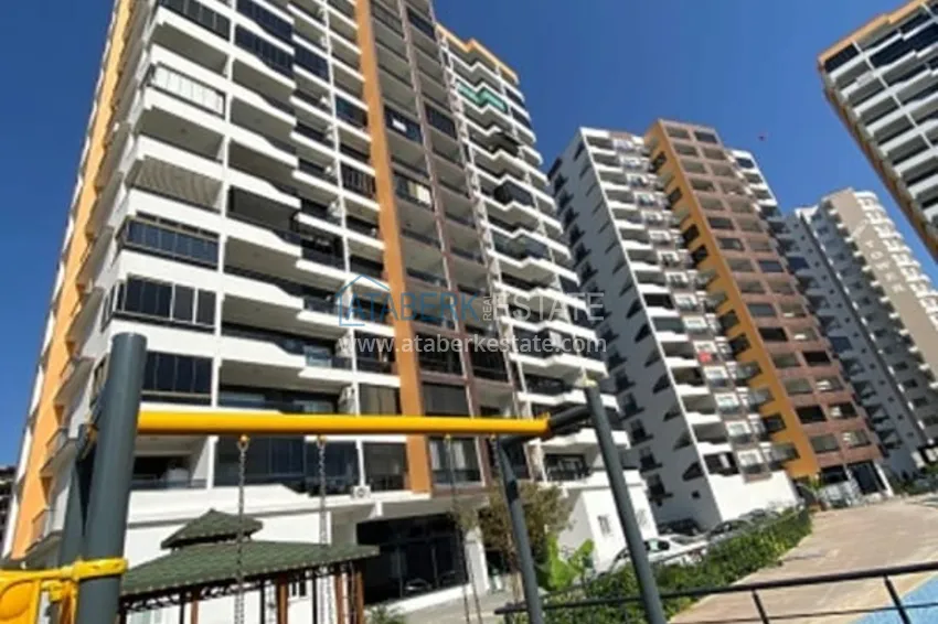 Квартира 2+1 с мебелью в молодом жилом комплексе в районе Арпачбахшиш – Мерсин 4 