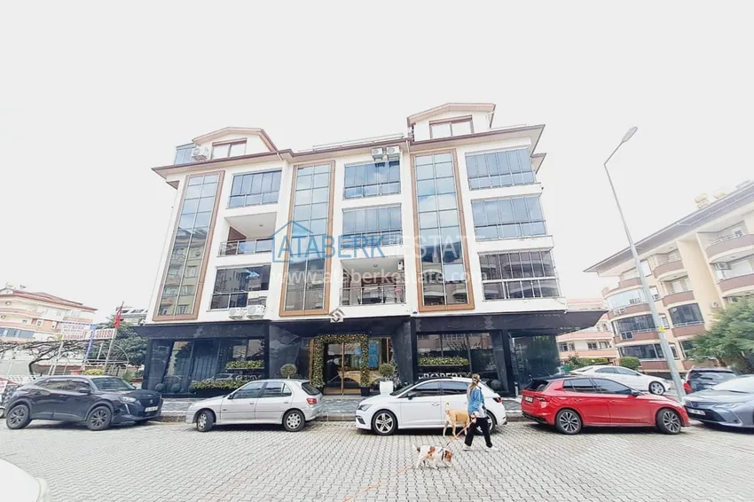 Двухкомнатная квартира с мебелью и застекленным балконом в районе Оба, Алания 3