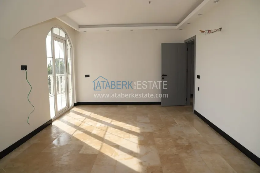 Квартиры от застройщика по самым низким стартовым ценам в районе Окурджалар, вторая линия от моря 23 