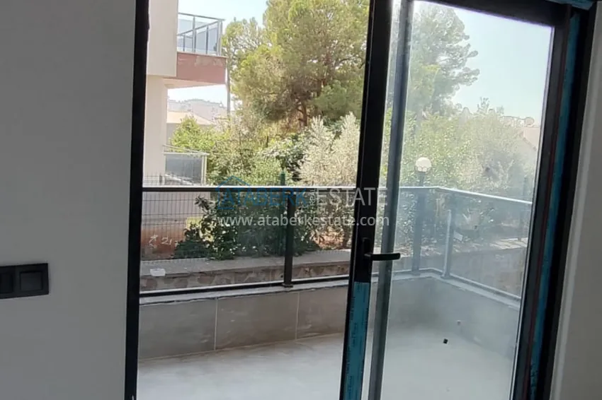 Приобрести Двухкомнатная квартира с чистовой отделкой в районе Оба, Алания 3 