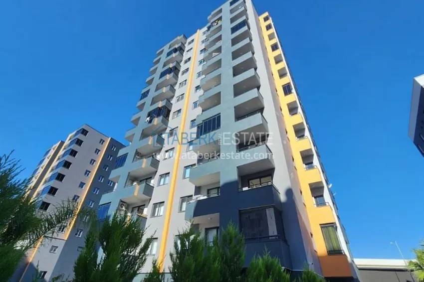 Квартира 1+1 меблированная в новом жилом комплексе в районе Тедже – Мерсин 1 