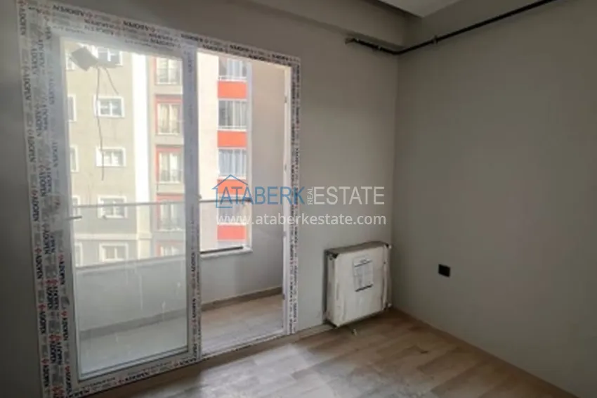 Приобрести Трехкомнатная квартира с чистовой отделкой в 100 метрах от моря район Тедже – Мерсин 11 