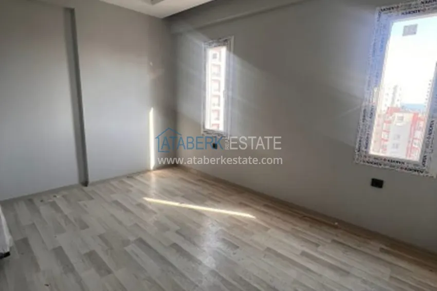 Приобрести Трехкомнатная квартира с чистовой отделкой в 100 метрах от моря район Тедже – Мерсин 12 