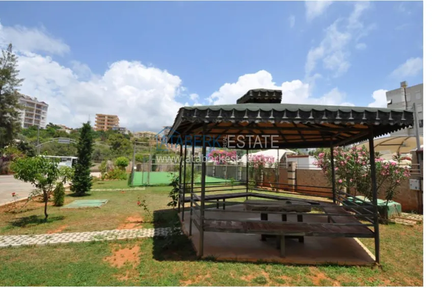 Линейная квартира 3+1 на первой береговой линии в районе Тосмур. Недвижимость подходит для ВНЖ 8 