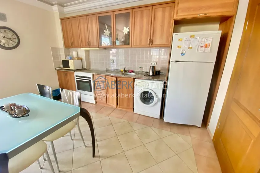 Приобрести Недвижимость под ВНЖ. Две трехкомнатные квартиры с мебелью – район Оба, в 200 метрах от моря 17