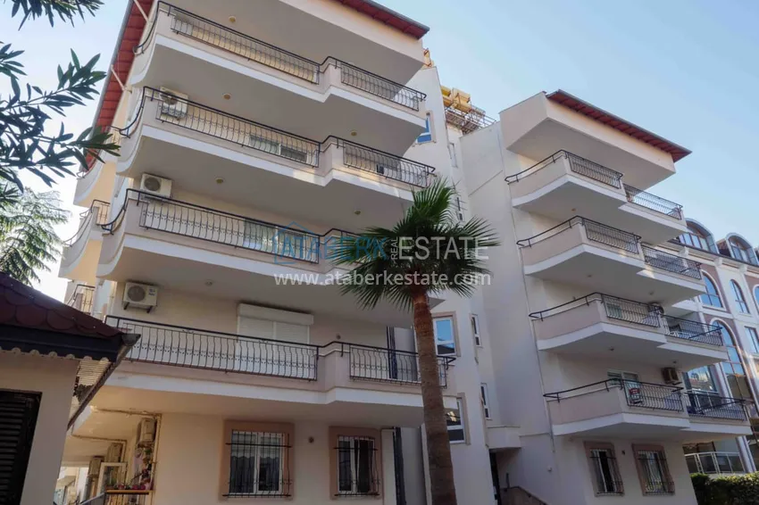 Недвижимость под ВНЖ. Две трехкомнатные квартиры с мебелью – район Оба, в 200 метрах от моря 6