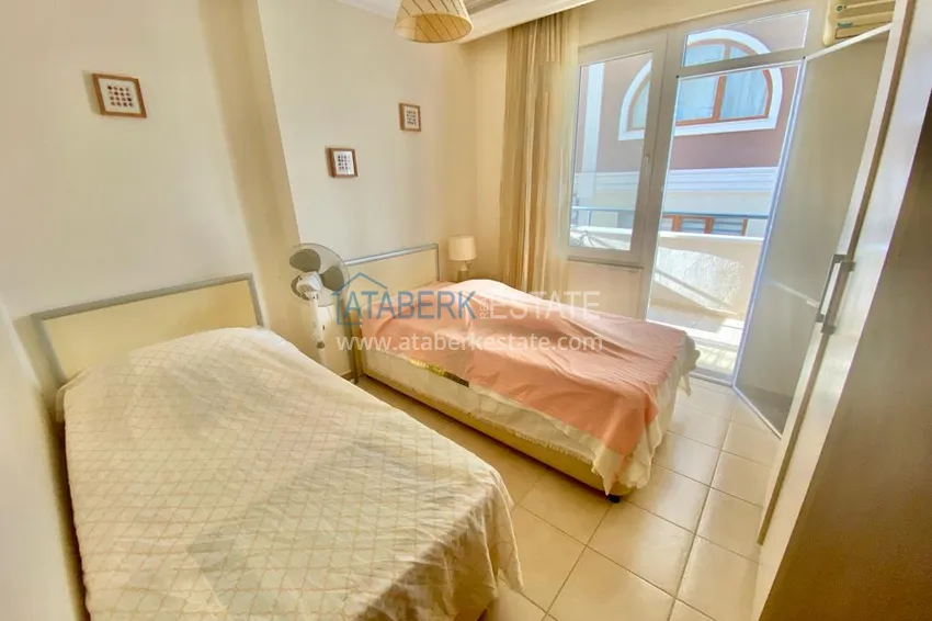 Приобрести Недвижимость под ВНЖ. Две трехкомнатные квартиры с мебелью – район Оба, в 200 метрах от моря 20