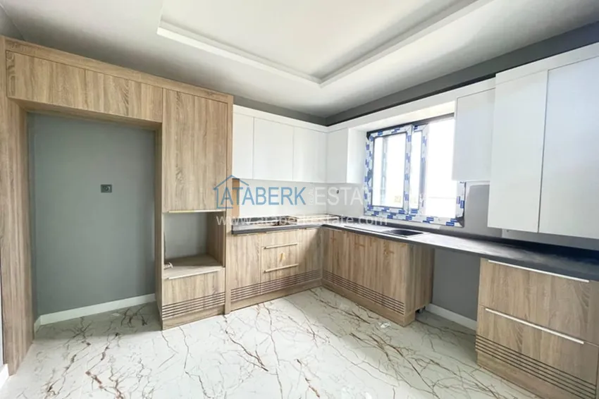 Приобрести Квартира 3+1 с отдельной кухней на этапе строительства в центре района Эрдемли-Мерсин 1 