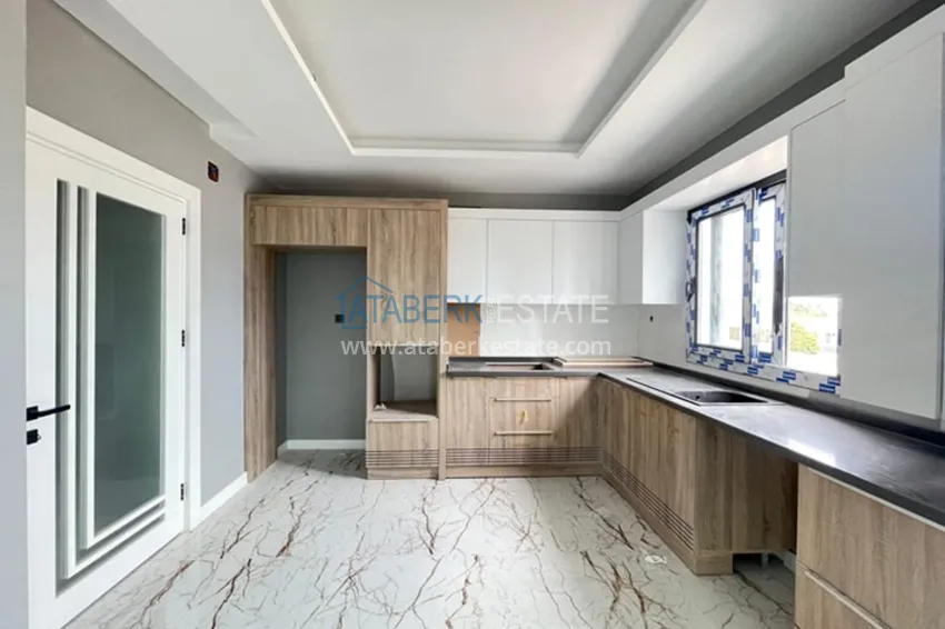 Приобрести Квартира 3+1 с отдельной кухней на этапе строительства в центре района Эрдемли-Мерсин 2 