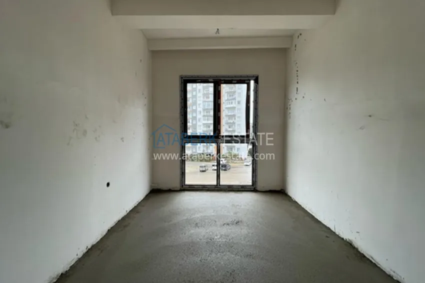 Фото -  Квартиры на этапе строительства в современном жилом комплексе в районе Давултепе-Мерсин 8 