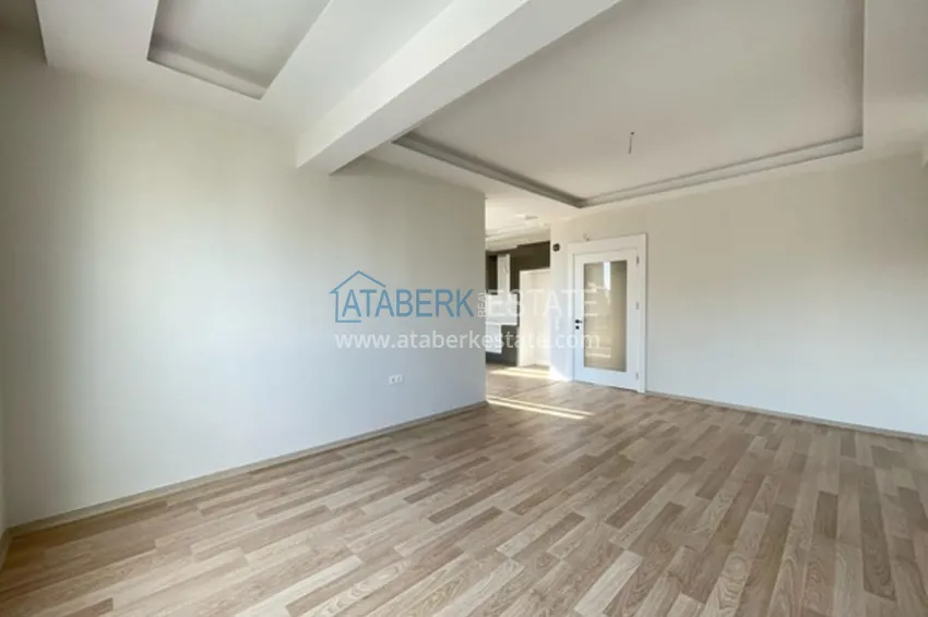 Приобрести Квартира 3+1 с чистовой отделкой в новом жилом комплексе в районе Мезитли-Мерсин 2 